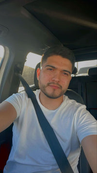 Roberto L.